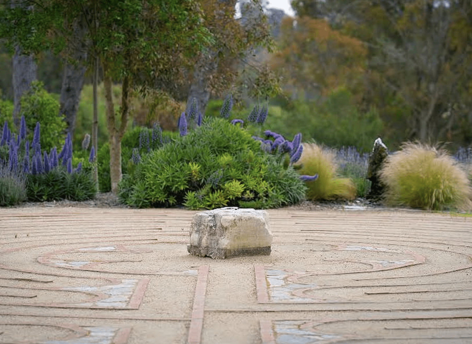 palos-verdes-retreat-center-labrynth